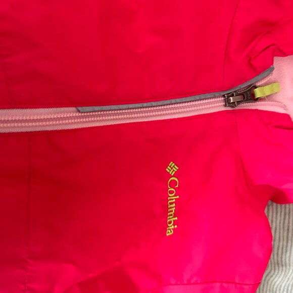 🌸 Columbia “Rainzilla” Raincoat – Size 3T 🌸 - Picture 2 of 4